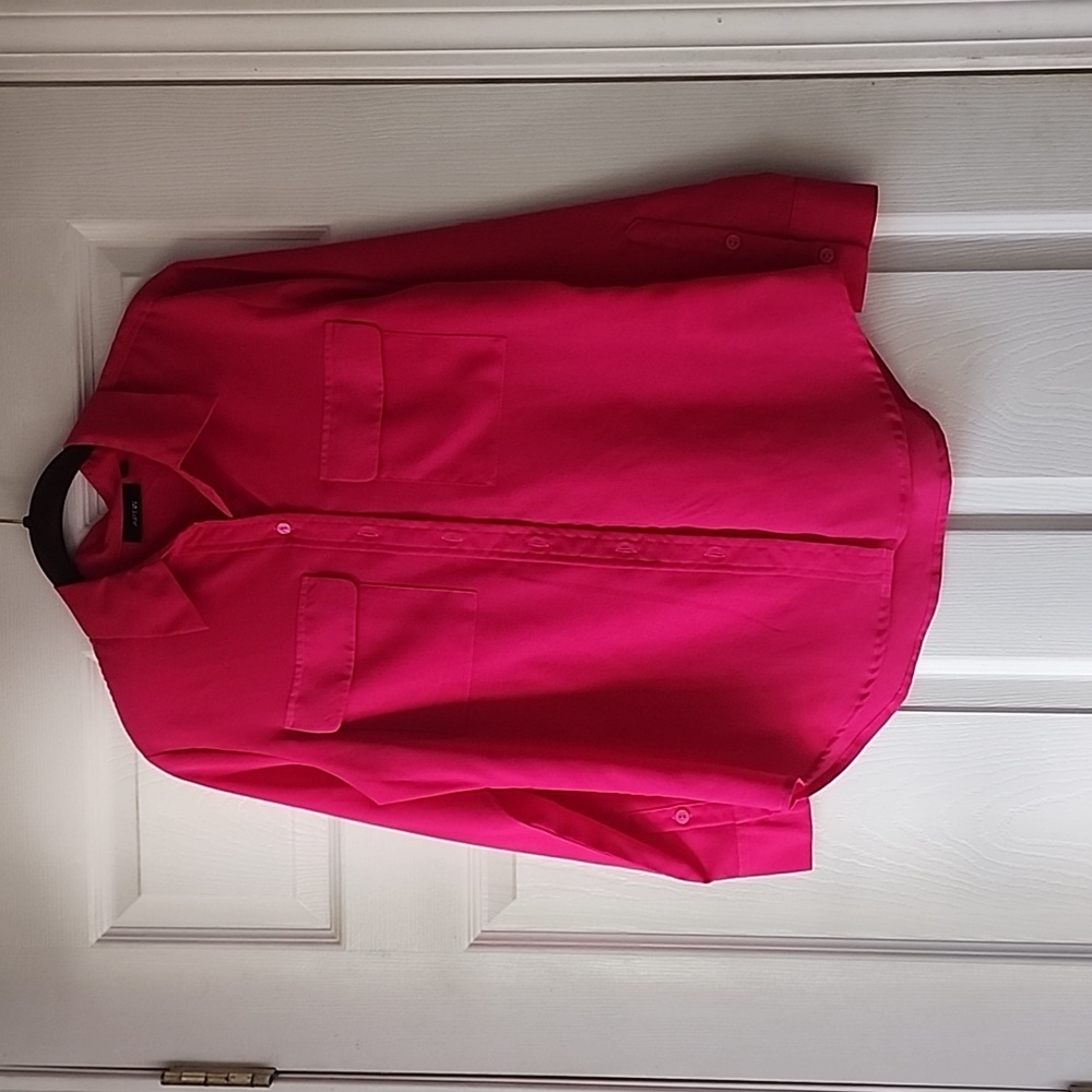 Perfect conditon apt 9 blouse